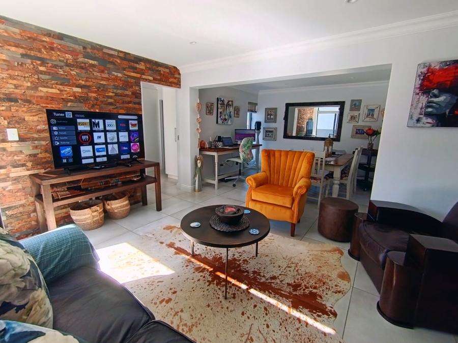 2 Bedroom Property for Sale in Island View Western Cape